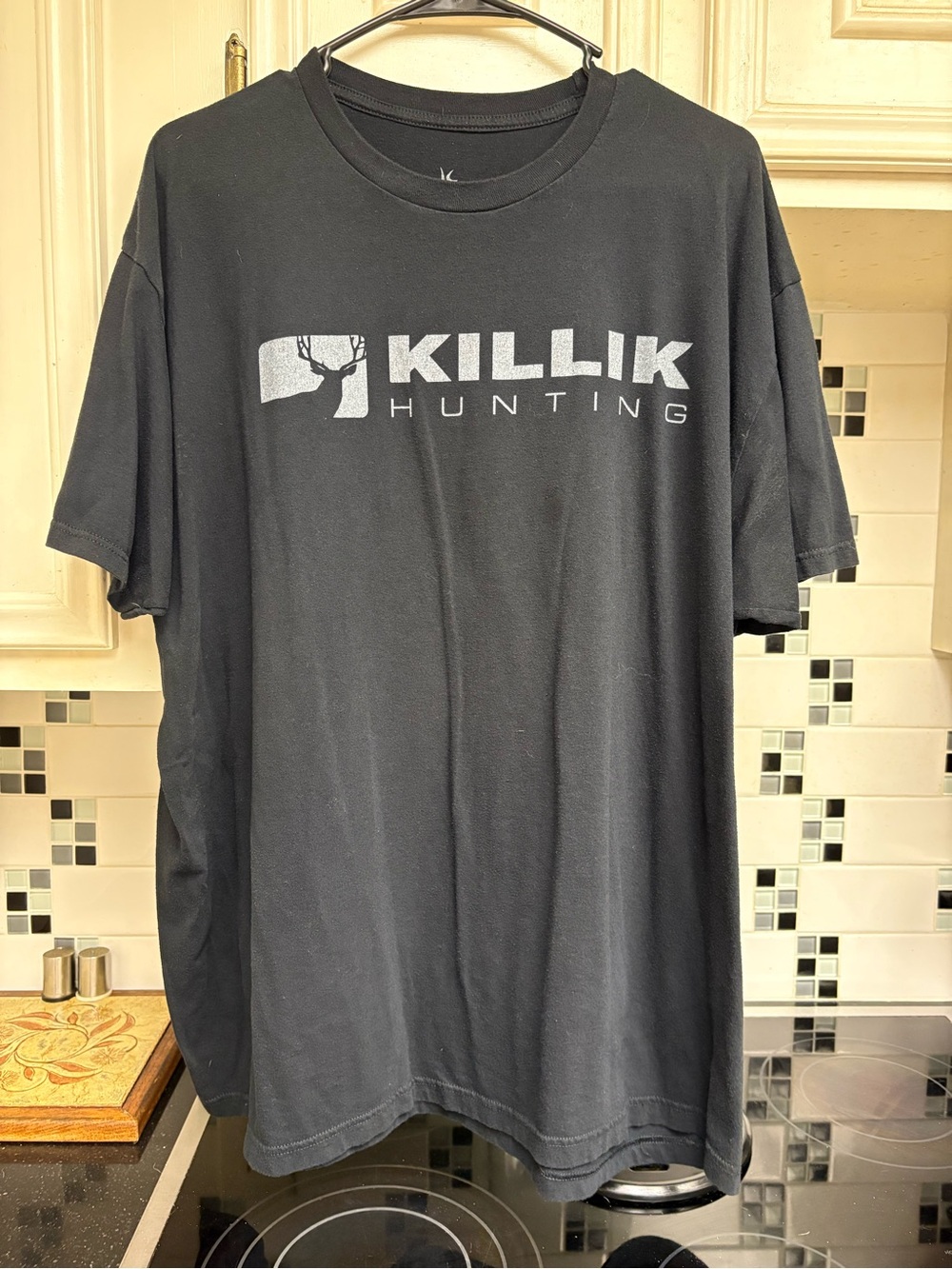 Killik Men’s Hunting T-shirt. Black. Size 2XL.